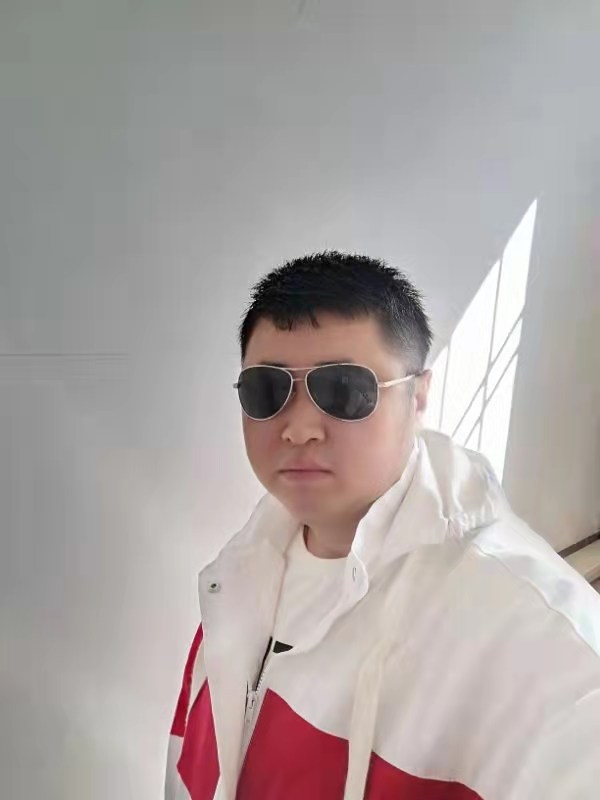 大漠叔叔的第一张照片--商丘上门女婿服务网
